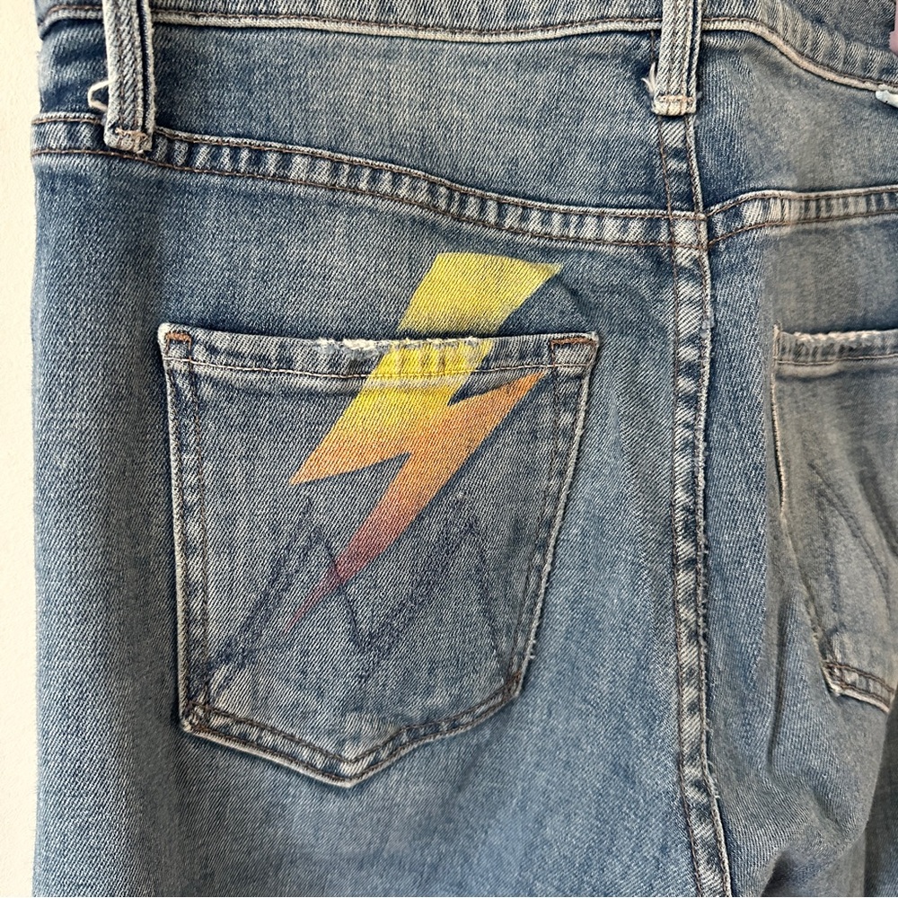 MOTHER Denim The Tomcat Ankle in Helter Skelter Lightning Bold Jeans
